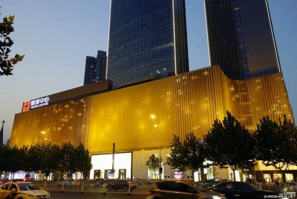 銀泰購物 銀泰購物